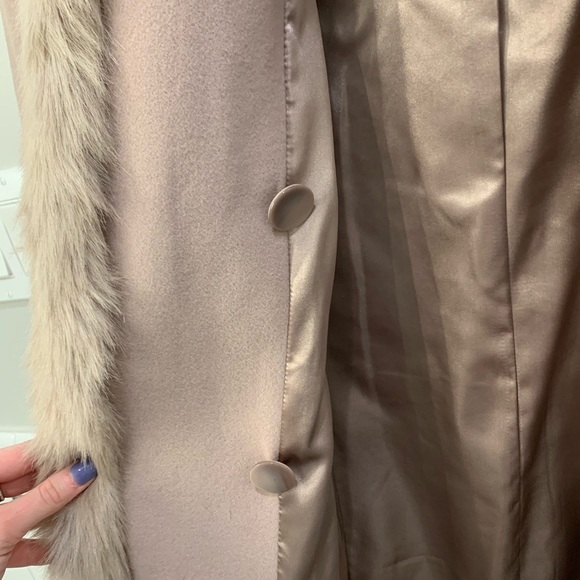 Dennis Basso Faux Fur Trim Wrap Coat NWOT - Picture 6 of 11